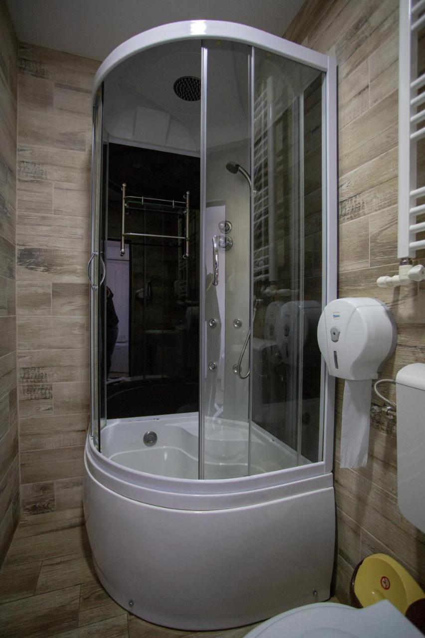 Casa Alex Ξενοδοχείο Târgu Jiu Εξωτερικό φωτογραφία