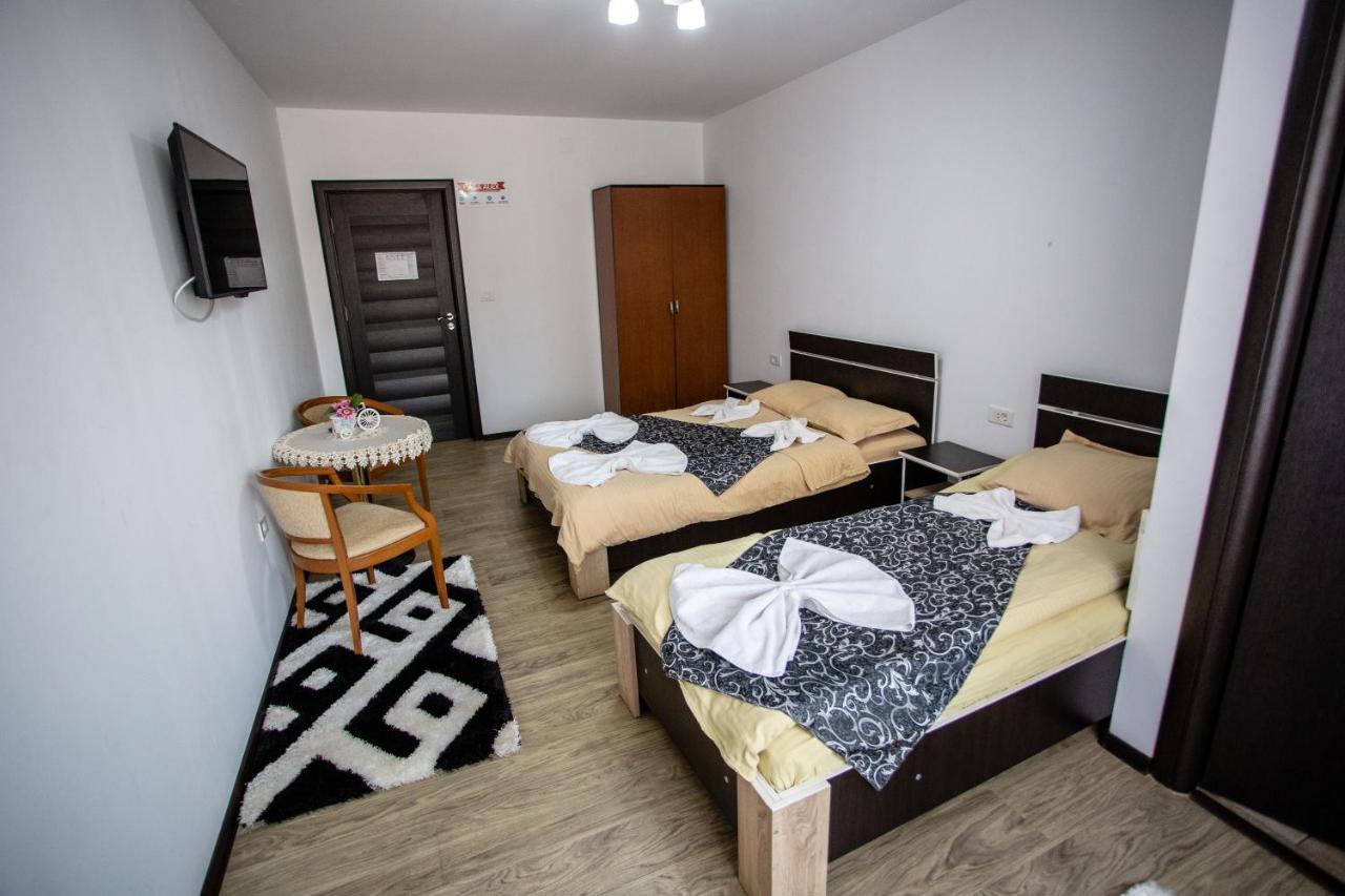 Casa Alex Ξενοδοχείο Târgu Jiu Εξωτερικό φωτογραφία